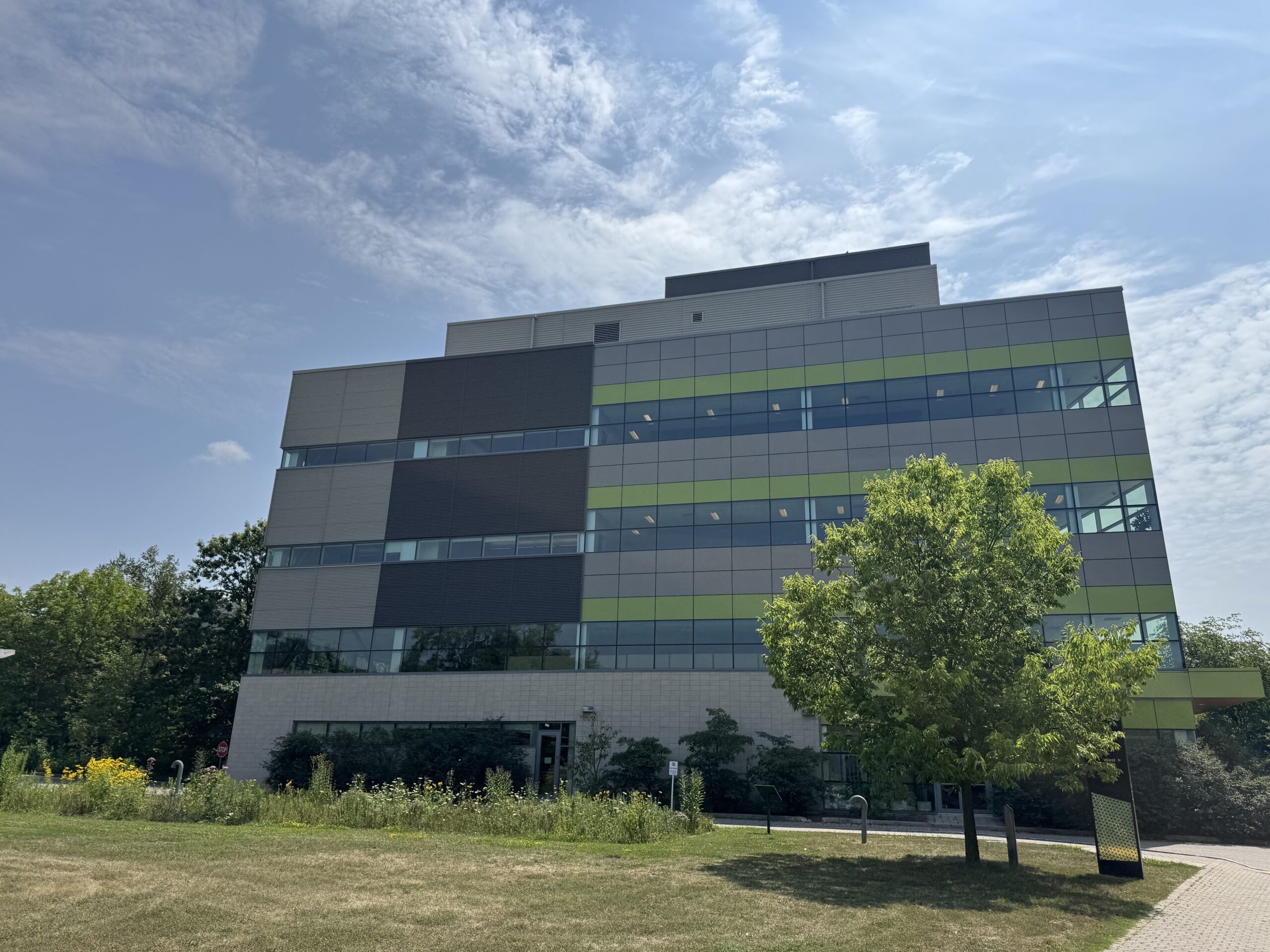 Classes in EV3 were relocated this term due to extreme heat. (Photo credit: Veronica Reiner)